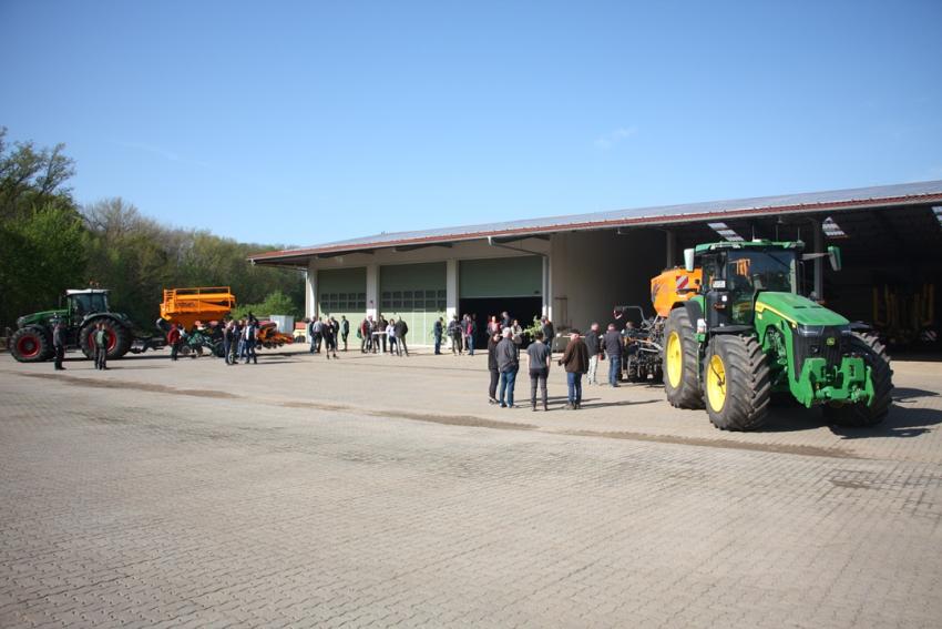 Großes Interesse am Feldtag der Strip-Till-Kooperation Thüringen